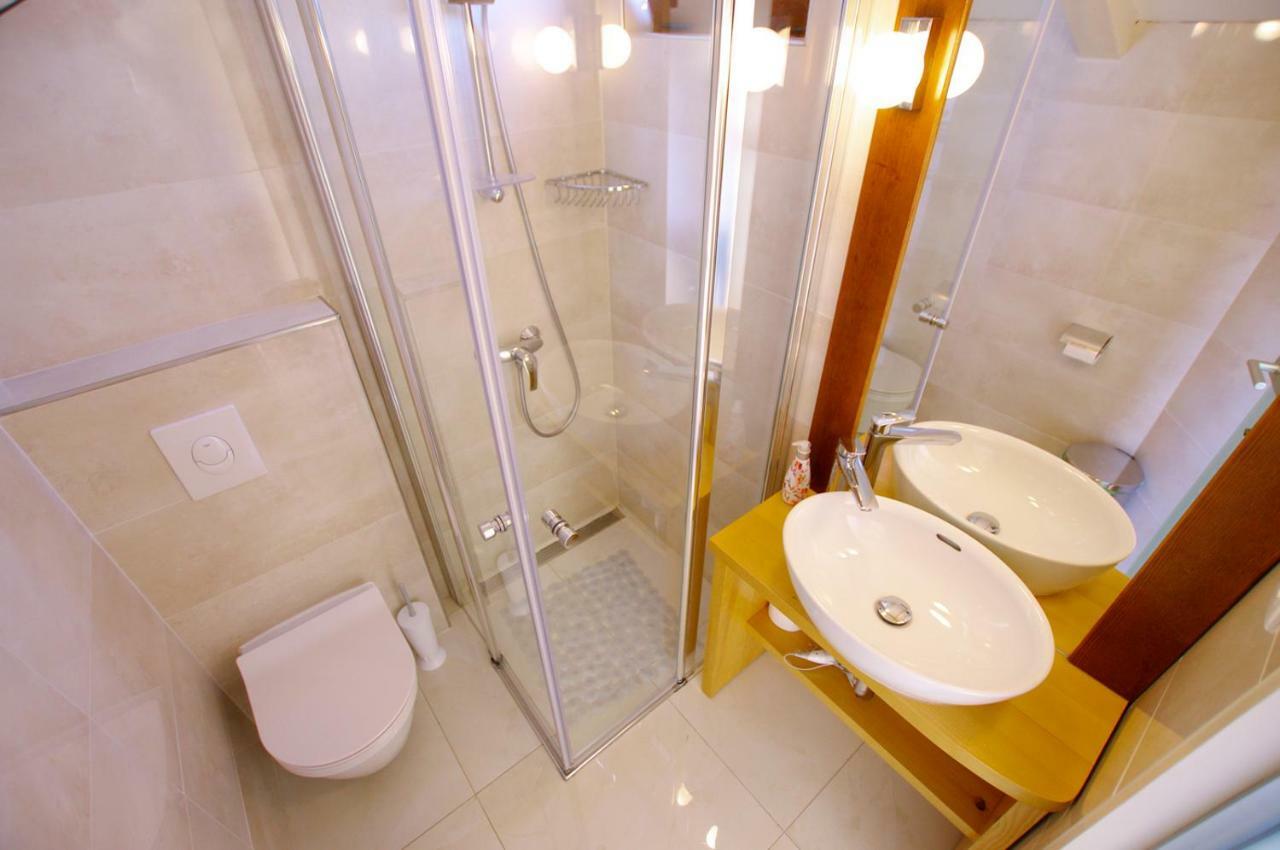 Apartamento Apartman Murter Center 4+1 Id 720 Exterior foto