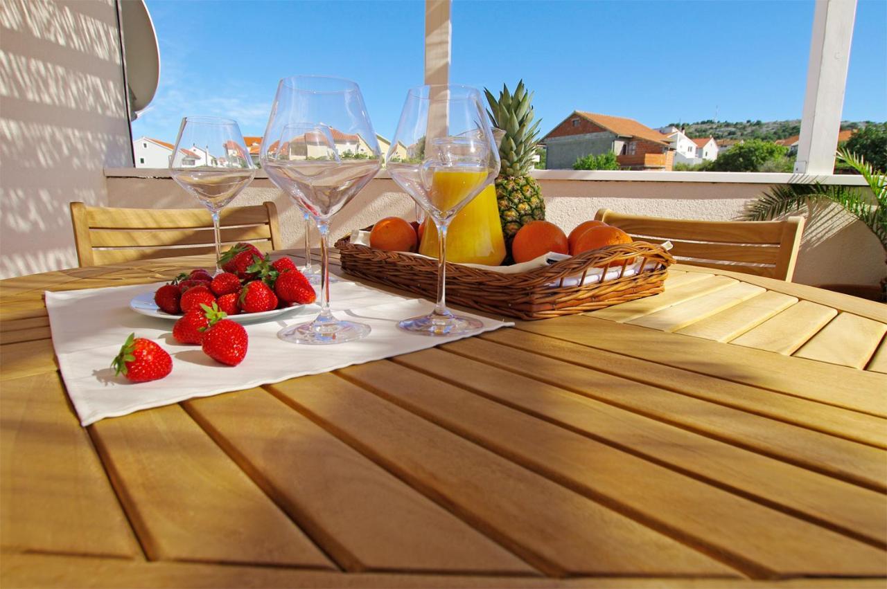 Apartamento Apartman Murter Center 4+1 Id 720 Exterior foto
